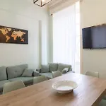 Апартаменты Trastevere Four Seasons Tiber View