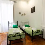 Апартаменты Trastevere Four Seasons Tiber View Рим