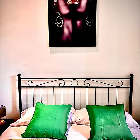 Trastevere Four Seasons Tiber View Apartment Rom