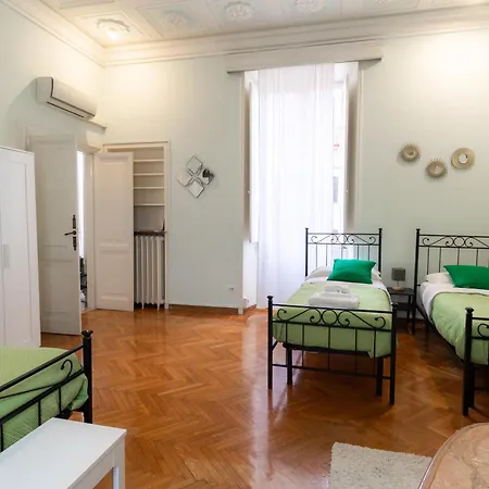 Trastevere Four Seasons Tiber View Roma