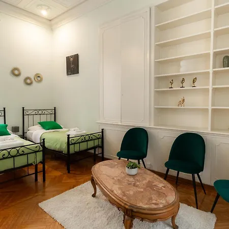 Trastevere Four Seasons Tiber View *